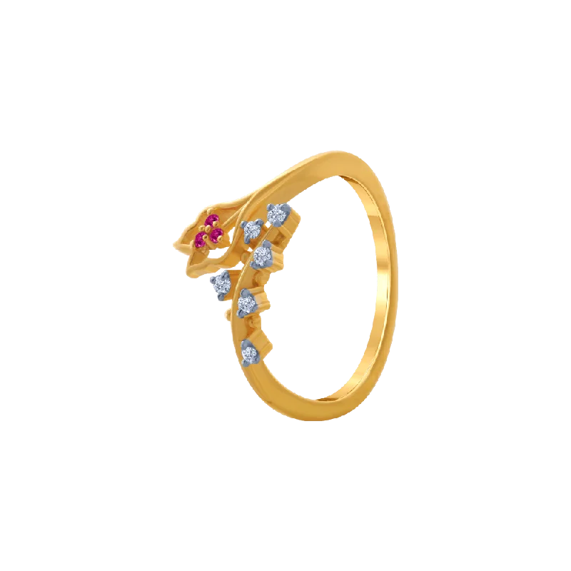 Cluster - Style Women's Diamond Rings with Multiple Small Diamonds Arranged in a Stunning Pattern14KT (585) Yellow Gold Ring For Women