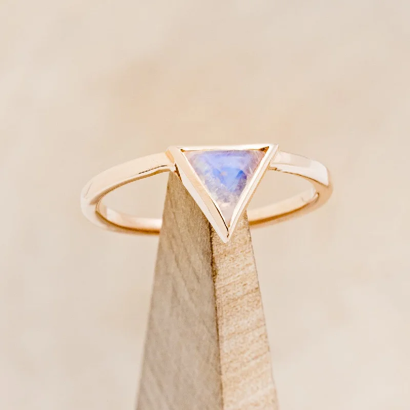 Men's Aquamarine Engagement Rings in 9K Gold with a Bezel - Set Stone"JENNY FROM THE BLOCK" - TRIANGLE CABOCHON CUT MOONSTONE ENGAGEMENT RING