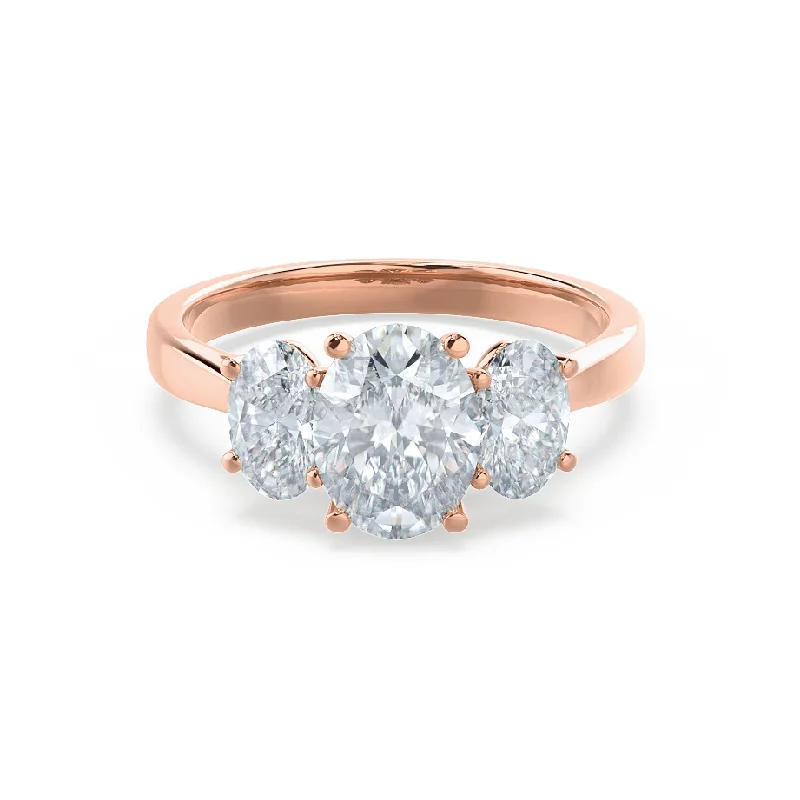 Princess - cut diamond engagement ring with a pavé - set band in platinumEVERDEEN - Oval Moissanite 18k Rose Gold Trilogy Ring