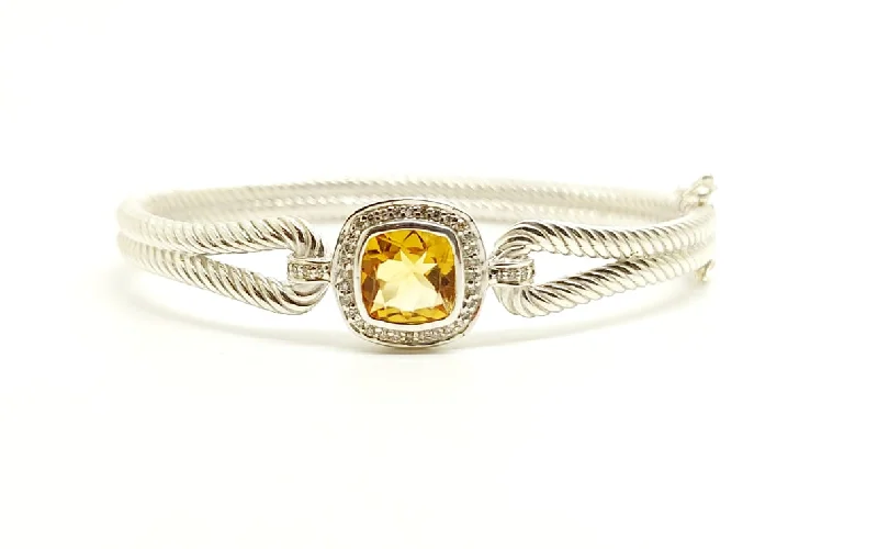 Geometric - Shaped Bangles in Matte Black for a Minimalist AestheticTWO-ROW BANGLE CITRINE WITH DIAMONDS(92.5 S. SILVER) Geometric - Shaped Bangles in Matte Black for a Minimalist AestheticTWO-ROW BANGLE CITRINE WITH DIAMONDS(92.5 S. SILVER)