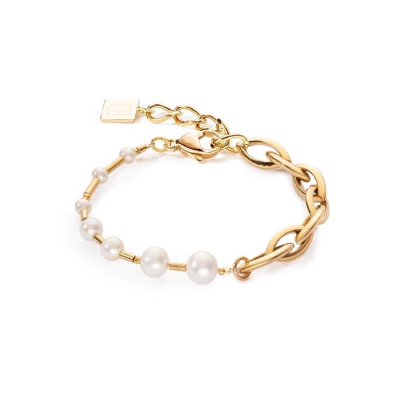 Geometric - Shaped Pearl Bracelets with Matte - Finished Metal for a Minimalist AestheticBracelet Freshwater Pearls & Chunky Chain Navette Multiwear white-gold