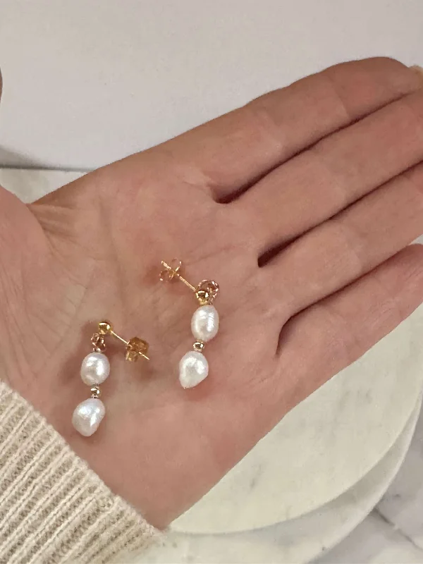 White Pearl and Crystal Bracelets for a Sparkling and Elegant LookCalista Pearl Earrings