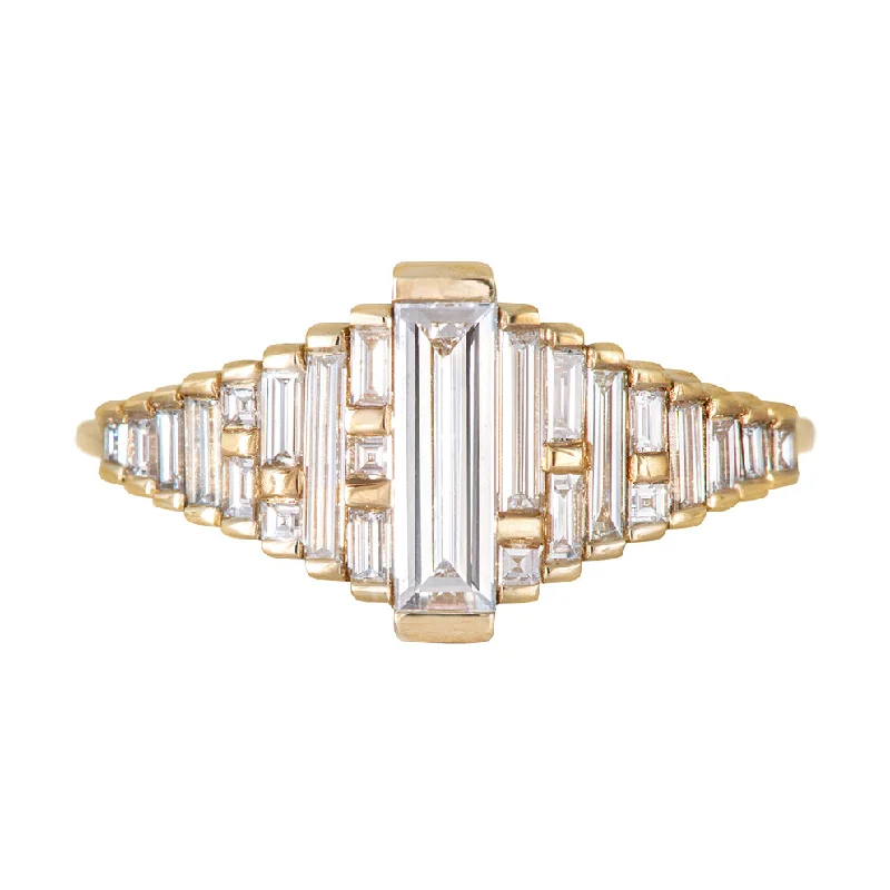 Signature - Design Engagement Rings with a Brand - Exclusive Pattern and Premium DiamondsBaguette Diamond Ring with Gradient Diamonds and Gold Details