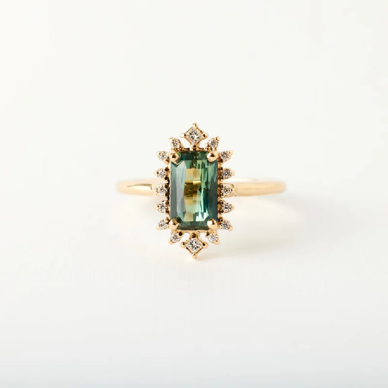 Pear - Shaped Engagement Rings in Yellow Gold with a Diamond - Encrusted BandEloise Ring - 1.53 Carat Teal Radiant Sapphire