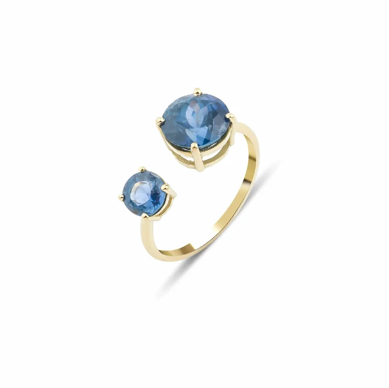 Sapphire Gemstone Rings in 18K White Gold with Diamond Accents for an Elegant EngagementArtisia Open 18K Gold Ring w. Sapphires