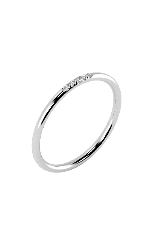 18K White Gold Classic Round - Cut Diamond Wedding Bands for a Timeless and Elegant LookLine 18K White Gold Ring w. Lab-Grown Diamonds